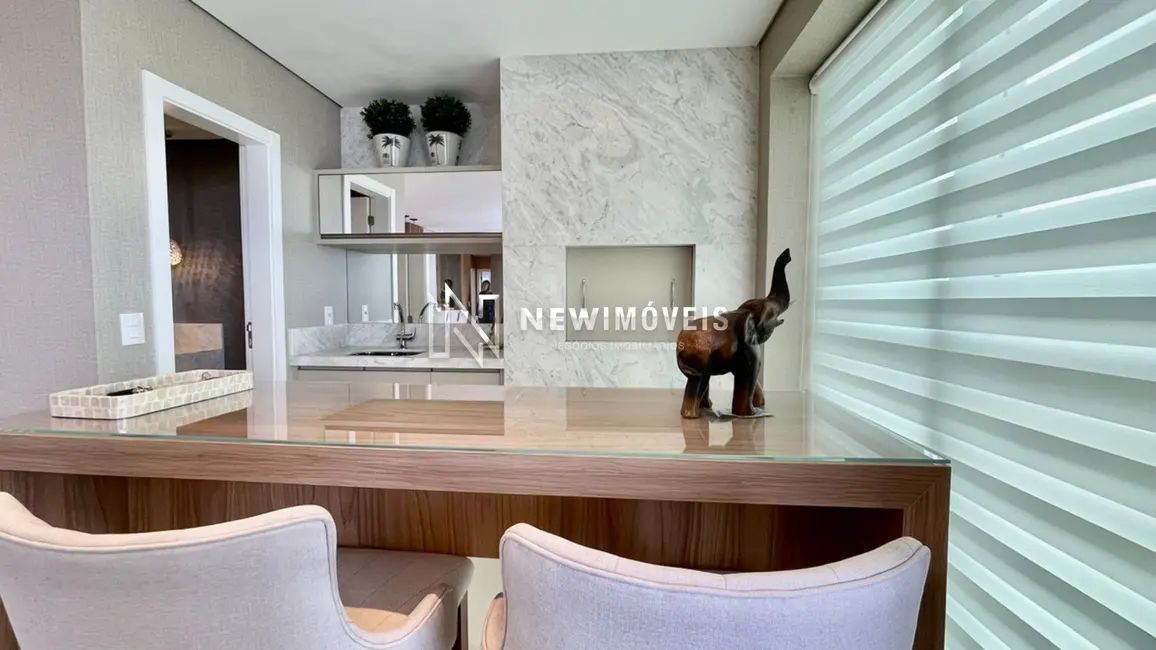 Foto 9 de Apartamento com 4 quartos à venda, 140m2 em Centro, Balneario Camboriu - SC