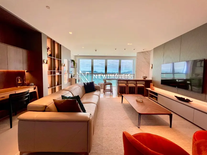 Foto 3 de Apartamento com 3 quartos à venda, 173m2 em Pioneiros, Balneario Camboriu - SC