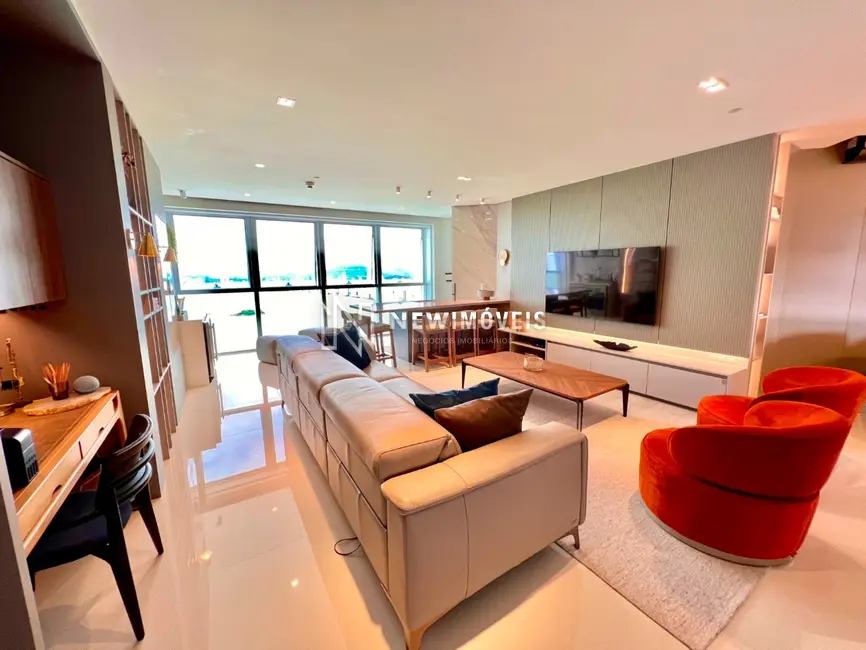 Foto 2 de Apartamento com 3 quartos à venda, 173m2 em Pioneiros, Balneario Camboriu - SC