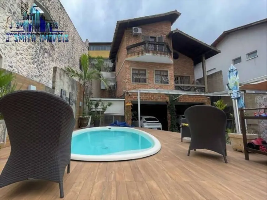 Casa com 3 quartos à venda, 180m2 em Jardim Semiramis, Cotia - SP - imagem 4 Foto 4 de Casa com 3 quartos à venda, 180m2 em Jardim Semiramis, Cotia - SP