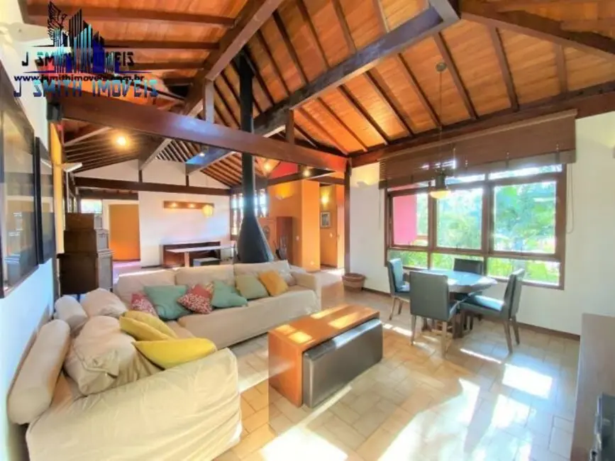 Foto 3 de Casa de Condomínio com 3 quartos para alugar, 500m2 em Vila de São Fernando, Cotia - SP