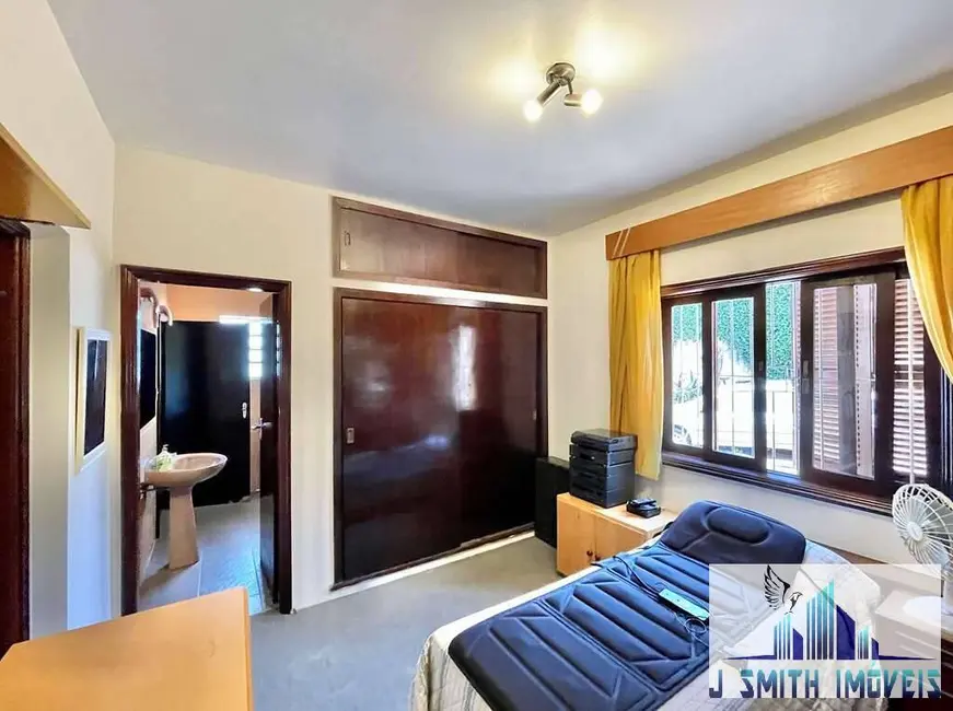 Casa com 3 quartos à venda, 185m2 em Vila Appia Antica, Carapicuiba - SP - imagem 9 Foto 9 de Casa com 3 quartos à venda, 185m2 em Vila Appia Antica, Carapicuiba - SP