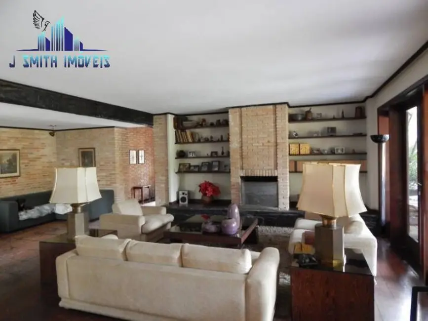Foto 2 de Casa com 4 quartos à venda e para alugar, 722m2 em Granja Viana, Cotia - SP
