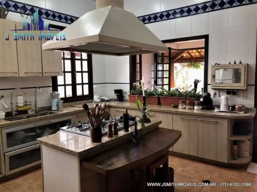 Casa de Condomínio com 3 quartos à venda, 532m2 em Nova Fazendinha, Carapicuiba - SP - imagem 1 Foto 1 de Casa de Condomínio com 3 quartos à venda, 532m2 em Nova Fazendinha, Carapicuiba - SP