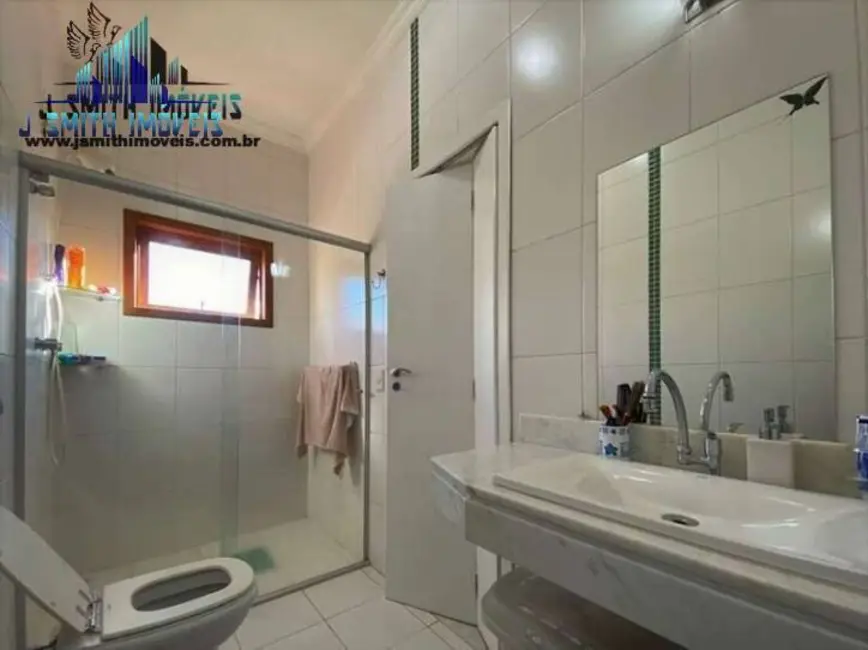 Foto 4 de Casa de Condomínio com 4 quartos à venda, 363m2 em Chácara Vale do Rio Cotia, Carapicuiba - SP