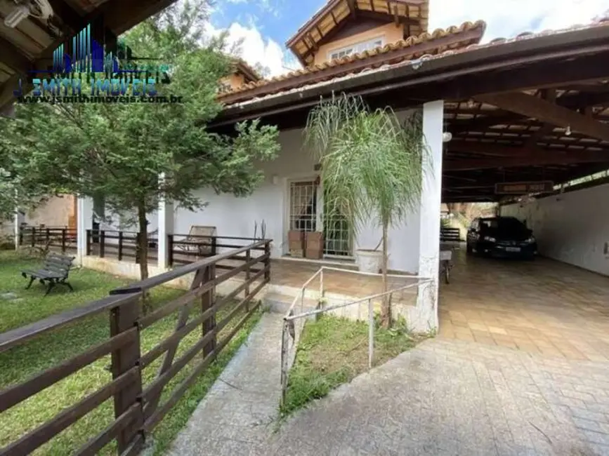 Casa com 5 quartos à venda e para alugar, 780m2 em Chácara dos Junqueiras, Carapicuiba - SP - imagem 3 Foto 3 de Casa com 5 quartos à venda e para alugar, 780m2 em Chácara dos Junqueiras, Carapicuiba - SP