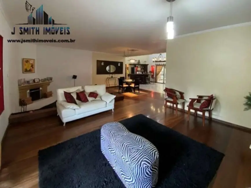 Casa com 5 quartos à venda e para alugar, 780m2 em Chácara dos Junqueiras, Carapicuiba - SP - imagem 9 Foto 9 de Casa com 5 quartos à venda e para alugar, 780m2 em Chácara dos Junqueiras, Carapicuiba - SP