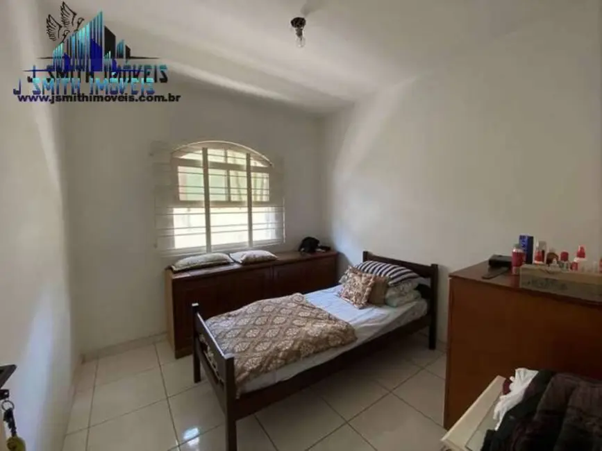 Casa com 3 quartos à venda, 200m2 em Jardim da Glória, Cotia - SP - imagem 5 Foto 5 de Casa com 3 quartos à venda, 200m2 em Jardim da Glória, Cotia - SP