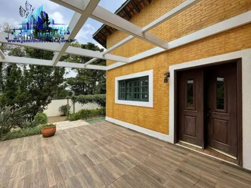 Casa com 4 quartos à venda, 800m2 em Vila Santo Antônio, Cotia - SP - imagem 7 Foto 7 de Casa com 4 quartos à venda, 800m2 em Vila Santo Antônio, Cotia - SP