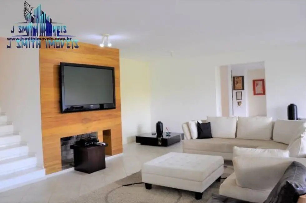 Foto 3 de Casa de Condomínio com 6 quartos à venda, 432m2 em Vila de São Fernando, Cotia - SP