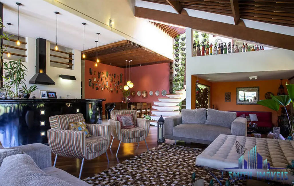 Casa com 4 quartos à venda, 724m2 em Vila de São Fernando, Cotia - SP - imagem 4 Foto 4 de Casa com 4 quartos à venda, 724m2 em Vila de São Fernando, Cotia - SP