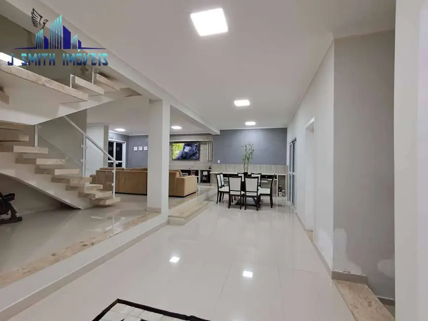 Foto 2 de Casa de Condomínio com 3 quartos à venda e para alugar, 379m2 em Transurb, Itapevi - SP