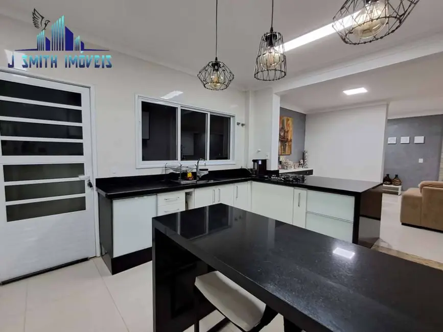 Foto 9 de Casa de Condomínio com 3 quartos à venda e para alugar, 379m2 em Transurb, Itapevi - SP