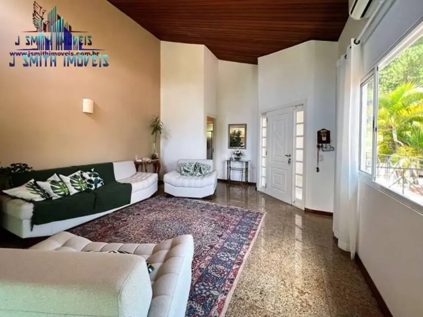 Casa de Condomínio com 4 quartos à venda, 400m2 em Nova Higienópolis, Jandira - SP - imagem 8 Foto 8 de Casa de Condomínio com 4 quartos à venda, 400m2 em Nova Higienópolis, Jandira - SP
