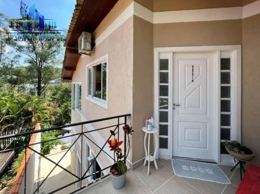 Casa de Condomínio com 4 quartos à venda, 400m2 em Nova Higienópolis, Jandira - SP - imagem 4 Foto 4 de Casa de Condomínio com 4 quartos à venda, 400m2 em Nova Higienópolis, Jandira - SP