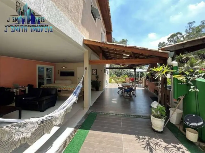 Casa de Condomínio com 4 quartos à venda, 400m2 em Nova Higienópolis, Jandira - SP - imagem 5 Foto 5 de Casa de Condomínio com 4 quartos à venda, 400m2 em Nova Higienópolis, Jandira - SP
