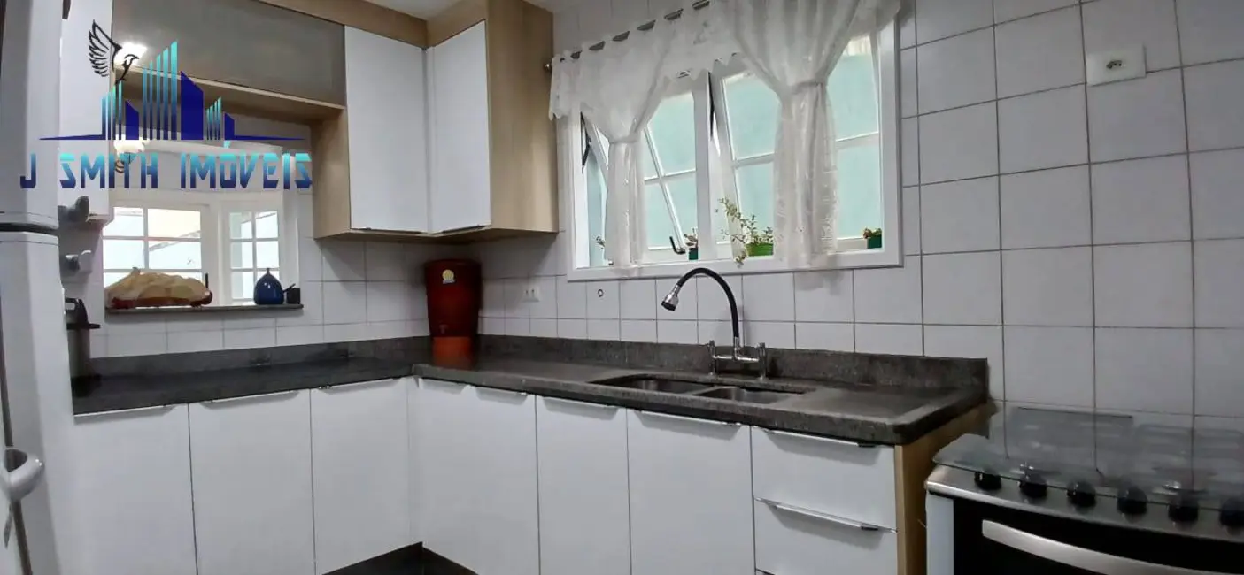 Casa com 4 quartos à venda, 178m2 em Jardim Lambreta, Cotia - SP - imagem 6 Foto 6 de Casa com 4 quartos à venda, 178m2 em Jardim Lambreta, Cotia - SP