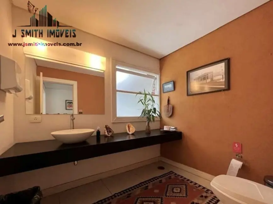 Casa com 5 quartos à venda, 1190m2 em Vila Santo Antônio, Cotia - SP - imagem 9 Foto 9 de Casa com 5 quartos à venda, 1190m2 em Vila Santo Antônio, Cotia - SP