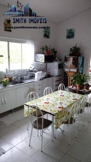 Casa de Condomínio com 3 quartos à venda, 197m2 em Residencial dos Lagos, Cotia - SP - imagem 8 Foto 8 de Casa de Condomínio com 3 quartos à venda, 197m2 em Residencial dos Lagos, Cotia - SP