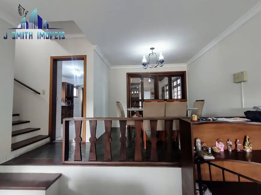 Casa de Condomínio com 3 quartos à venda, 226m2 em Petit Village, Cotia - SP - imagem 5 Foto 5 de Casa de Condomínio com 3 quartos à venda, 226m2 em Petit Village, Cotia - SP