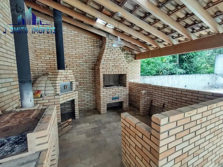 Casa de Condomínio com 3 quartos à venda, 226m2 em Petit Village, Cotia - SP - imagem 3 Foto 3 de Casa de Condomínio com 3 quartos à venda, 226m2 em Petit Village, Cotia - SP