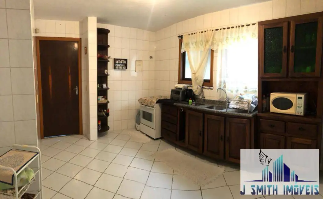 Casa de Condomínio com 3 quartos à venda, 226m2 em Petit Village, Cotia - SP - imagem 9 Foto 9 de Casa de Condomínio com 3 quartos à venda, 226m2 em Petit Village, Cotia - SP