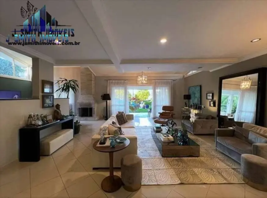 Casa com 4 quartos à venda, 496m2 em Vila Santo Antônio, Cotia - SP - imagem 8 Foto 8 de Casa com 4 quartos à venda, 496m2 em Vila Santo Antônio, Cotia - SP