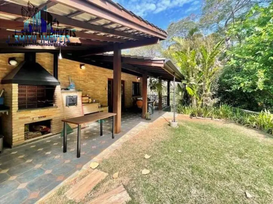 Casa de Condomínio com 4 quartos à venda, 445m2 em Residencial Euroville, Carapicuiba - SP - imagem 3 Foto 3 de Casa de Condomínio com 4 quartos à venda, 445m2 em Residencial Euroville, Carapicuiba - SP
