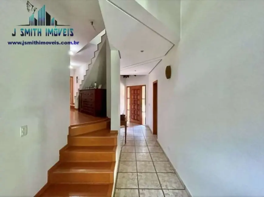 Casa de Condomínio com 4 quartos à venda, 445m2 em Residencial Euroville, Carapicuiba - SP - imagem 9 Foto 9 de Casa de Condomínio com 4 quartos à venda, 445m2 em Residencial Euroville, Carapicuiba - SP