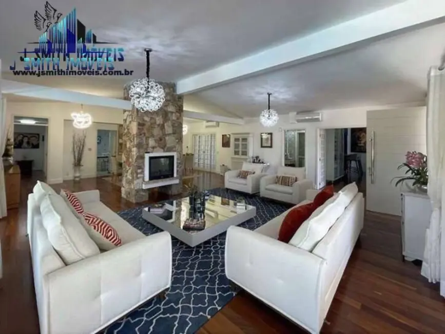 Foto 6 de Casa com 4 quartos à venda, 850m2 em Vila Santo Antônio, Cotia - SP