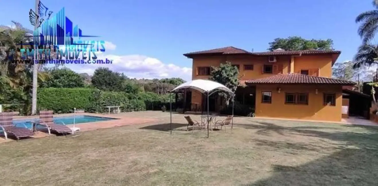 Casa de Condomínio com 3 quartos à venda, 330m2 em Algarve, Cotia - SP - imagem 1 Foto 1 de Casa de Condomínio com 3 quartos à venda, 330m2 em Algarve, Cotia - SP