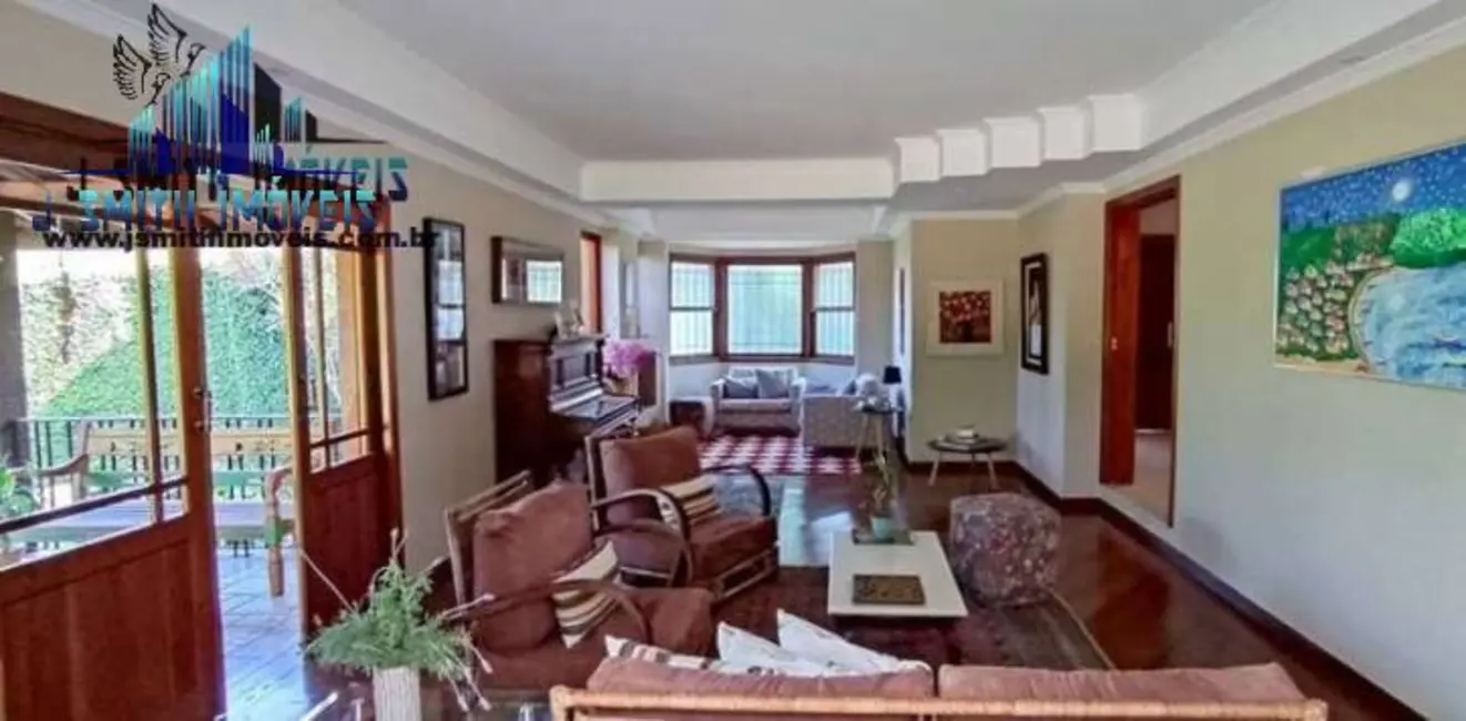 Casa de Condomínio com 3 quartos à venda, 330m2 em Algarve, Cotia - SP - imagem 9 Foto 9 de Casa de Condomínio com 3 quartos à venda, 330m2 em Algarve, Cotia - SP