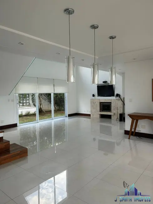Casa de Condomínio com 3 quartos à venda e para alugar, 550m2 em Carapicuiba - SP - imagem 2 Foto 2 de Casa de Condomínio com 3 quartos à venda e para alugar, 550m2 em Carapicuiba - SP