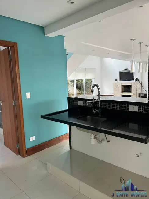 Casa de Condomínio com 3 quartos à venda e para alugar, 550m2 em Carapicuiba - SP - imagem 4 Foto 4 de Casa de Condomínio com 3 quartos à venda e para alugar, 550m2 em Carapicuiba - SP
