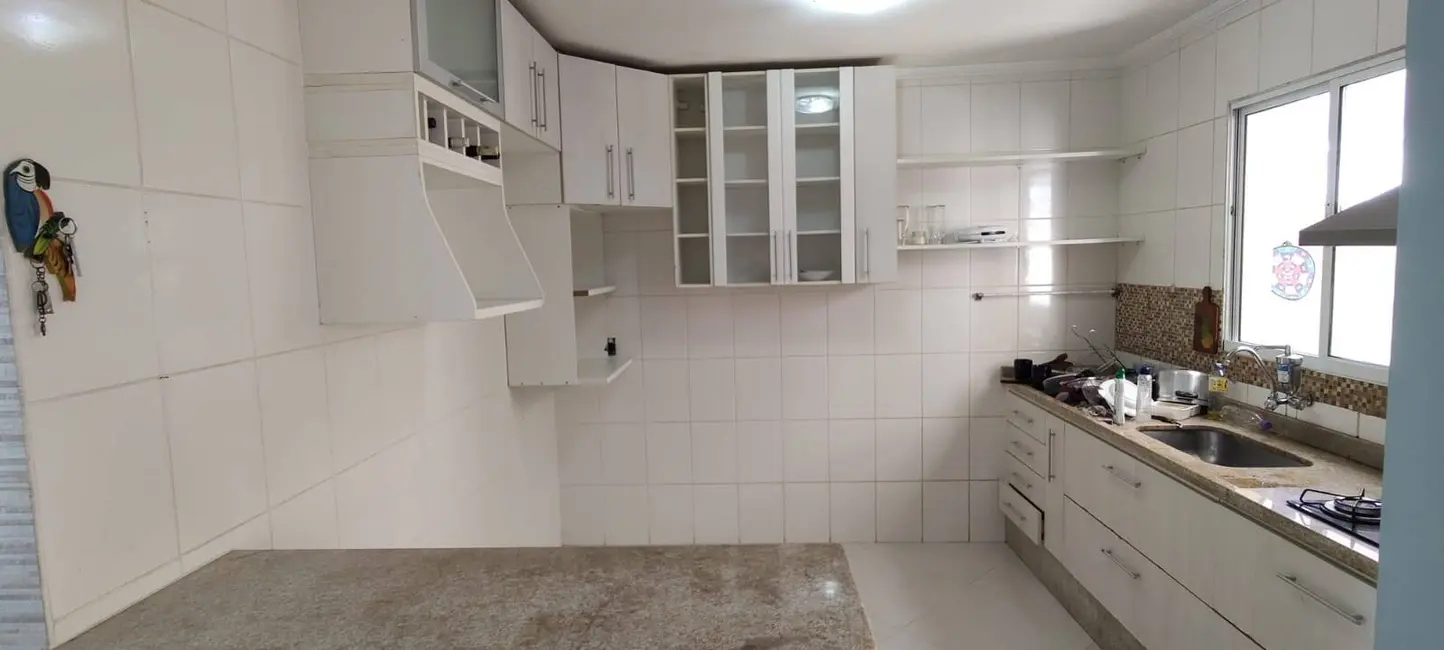 Foto 7 de Casa com 3 quartos à venda e para alugar, 82m2 em Jardim Belizário, Cotia - SP