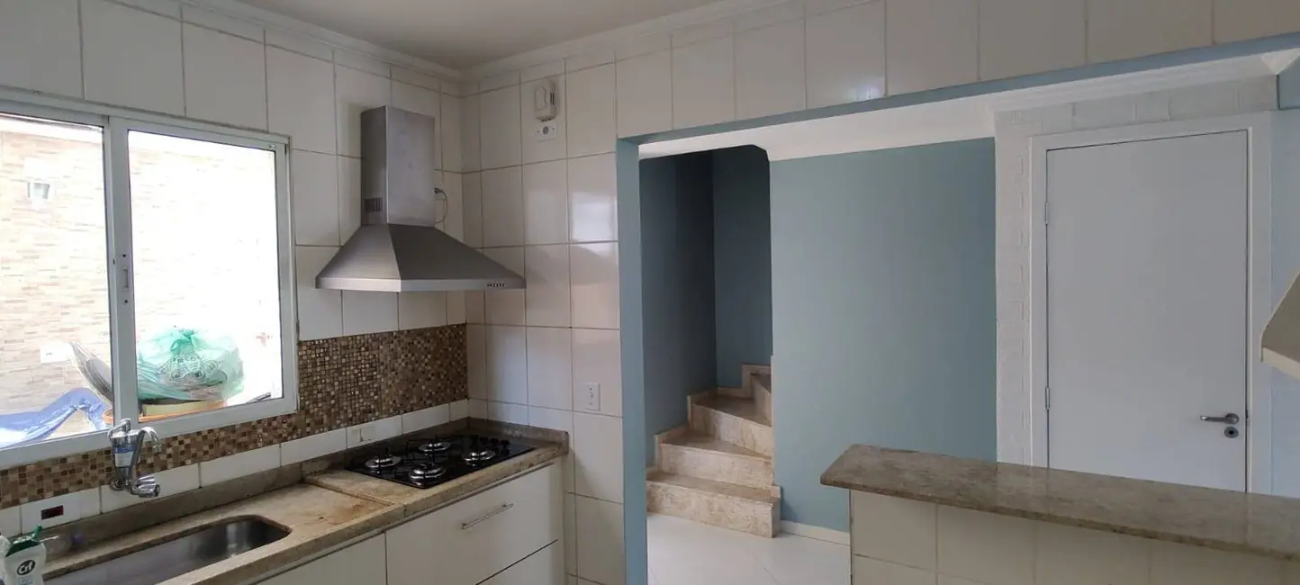 Foto 5 de Casa com 3 quartos à venda e para alugar, 82m2 em Jardim Belizário, Cotia - SP