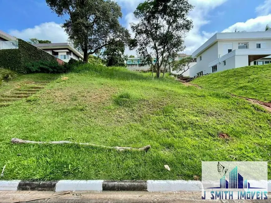 Foto 1 de Terreno / Lote à venda, 700m2 em Jardim Indaiá, Embu Das Artes - SP