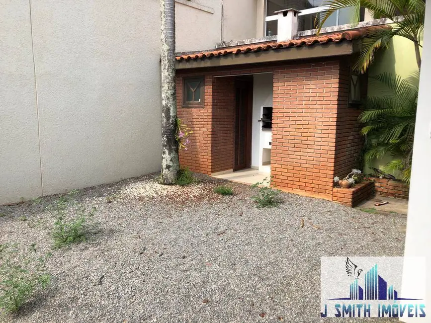 Foto 6 de Casa com 4 quartos à venda, 250m2 em Jardim Lambreta, Cotia - SP
