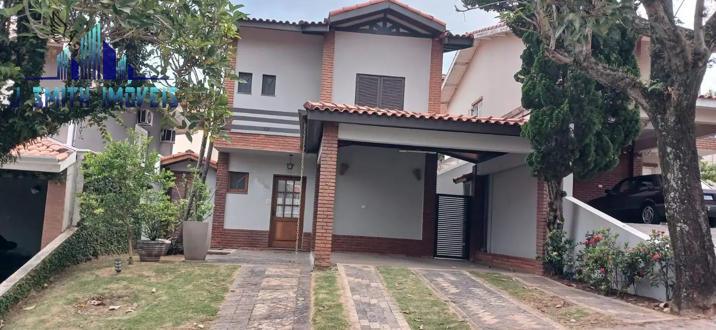 Foto 1 de Casa com 4 quartos à venda, 250m2 em Jardim Lambreta, Cotia - SP