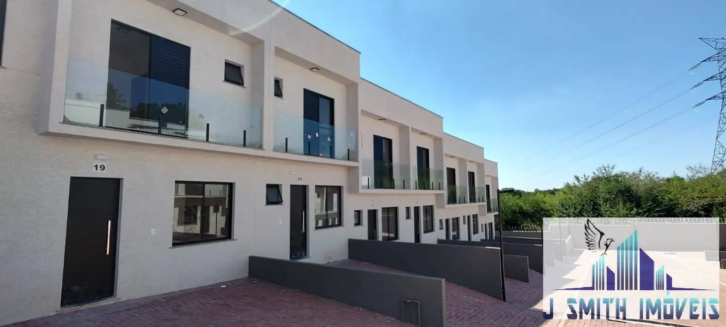 Foto 1 de Casa com 2 quartos para alugar, 90m2 em Granja Viana II, Cotia - SP