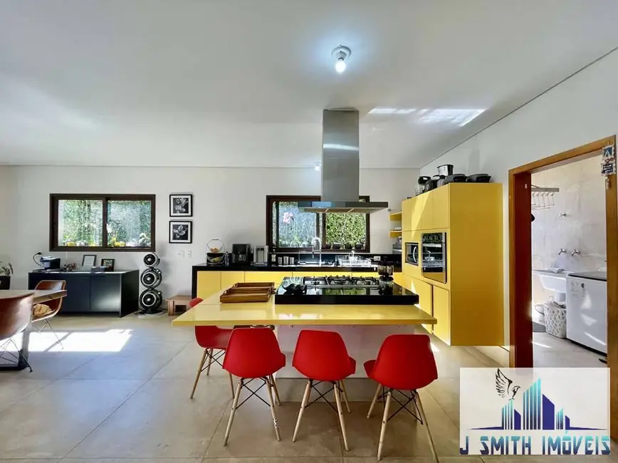 Foto 4 de Casa com 6 quartos à venda e para alugar, 610m2 em Moinho Velho, Cotia - SP