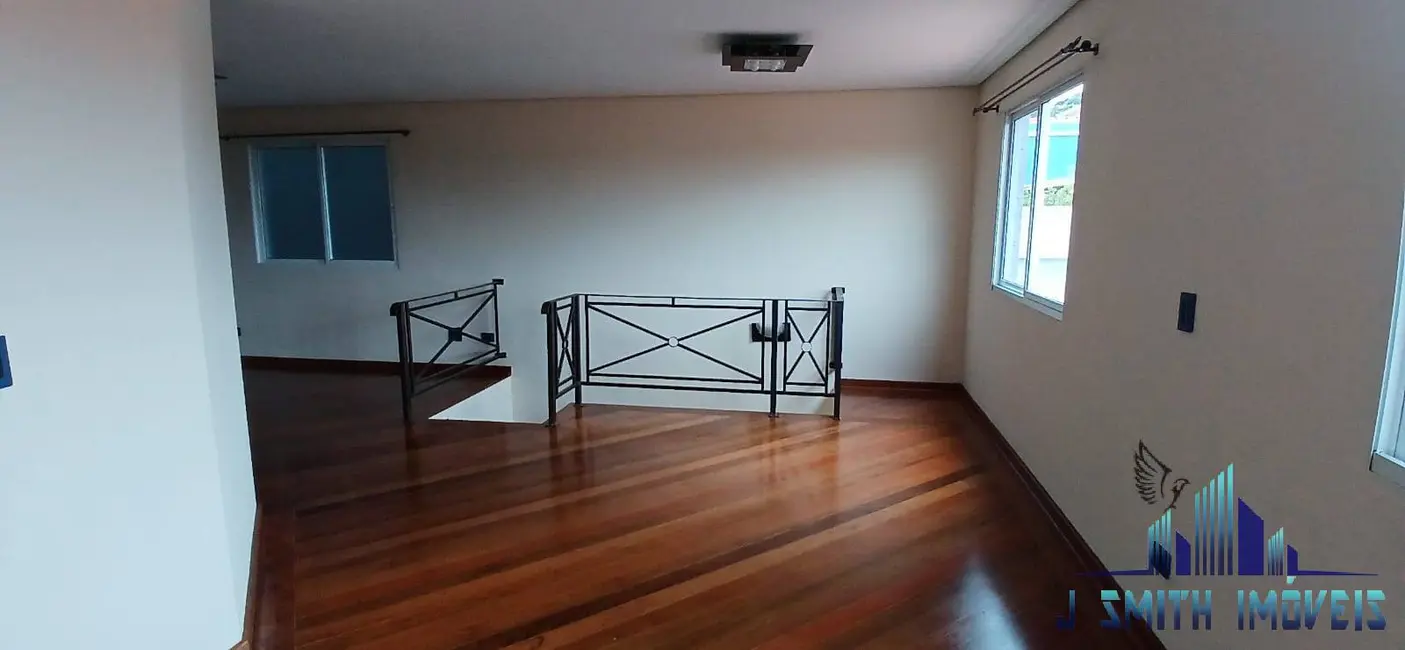 Foto 2 de Casa com 3 quartos à venda, 300m2 em Jardim Lambreta, Cotia - SP