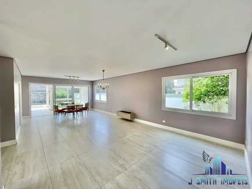 Foto 2 de Casa com 4 quartos à venda, 333m2 em Granja Viana, Cotia - SP