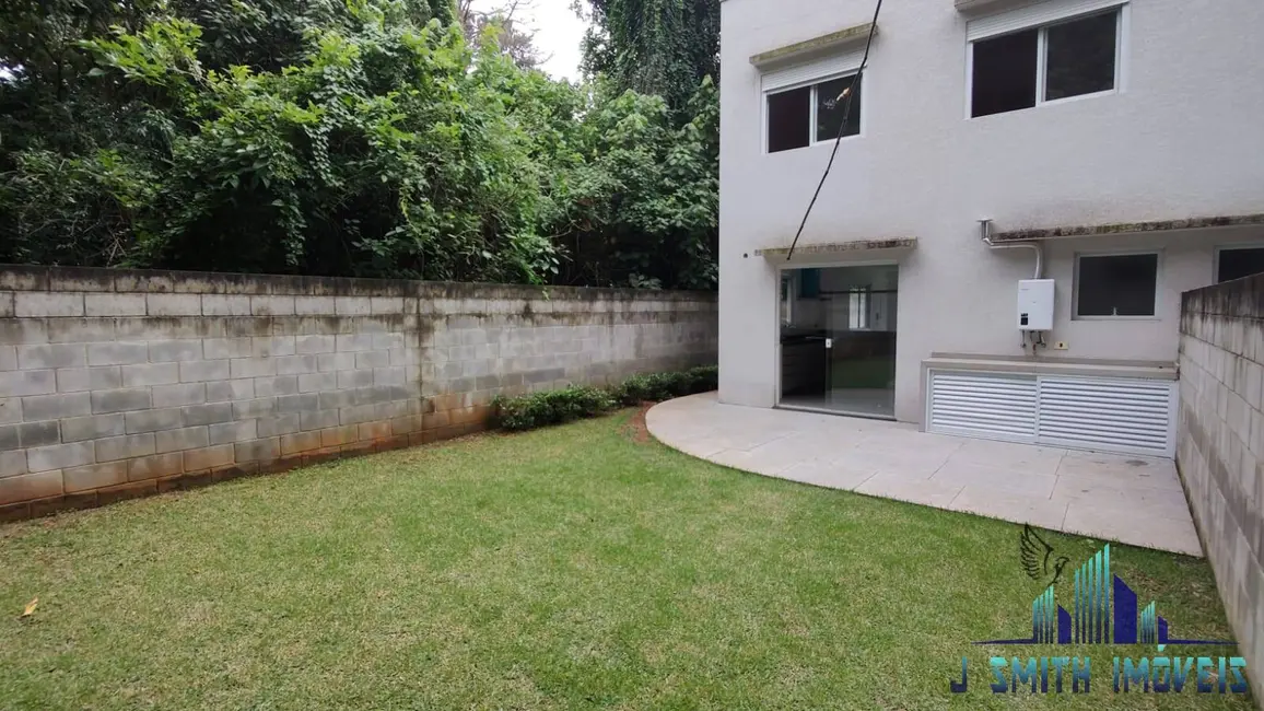 Foto 2 de Casa com 3 quartos para alugar, 140m2 em Jardim Pioneiro, Cotia - SP