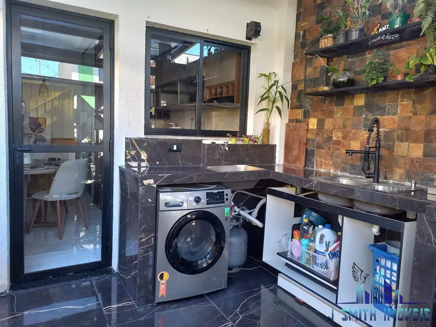 Foto 4 de Casa com 2 quartos à venda, 73m2 em Jardim Petrópolis, Cotia - SP