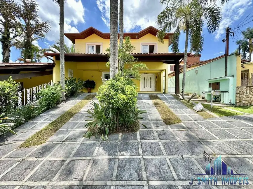 Casa com 4 quartos à venda, 754m2 em São Paulo II, Cotia - SP - imagem 3 Foto 3 de Casa com 4 quartos à venda, 754m2 em São Paulo II, Cotia - SP