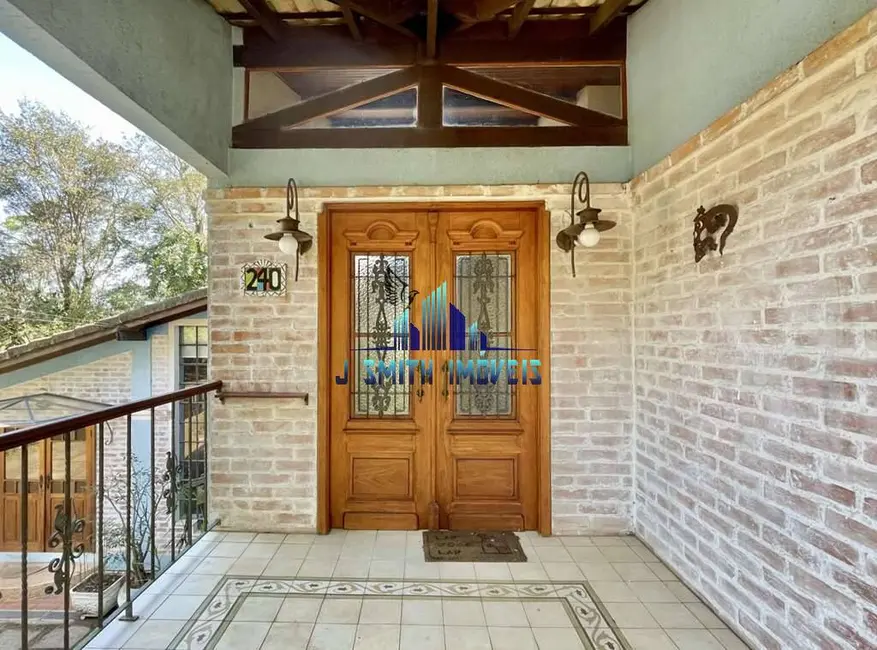 Foto 2 de Casa com 4 quartos à venda e para alugar, 436m2 em Altos de São Fernando, Jandira - SP