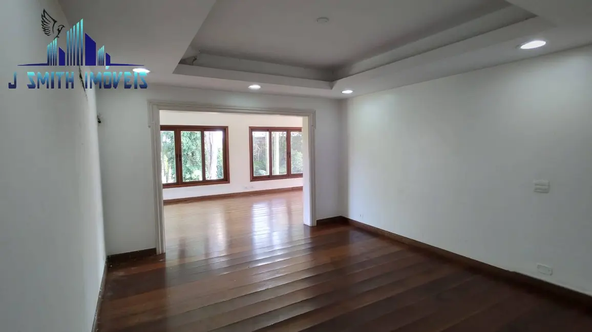 Casa com 6 quartos à venda, 870m2 em Vila Jovina, Cotia - SP - imagem 5 Foto 5 de Casa com 6 quartos à venda, 870m2 em Vila Jovina, Cotia - SP