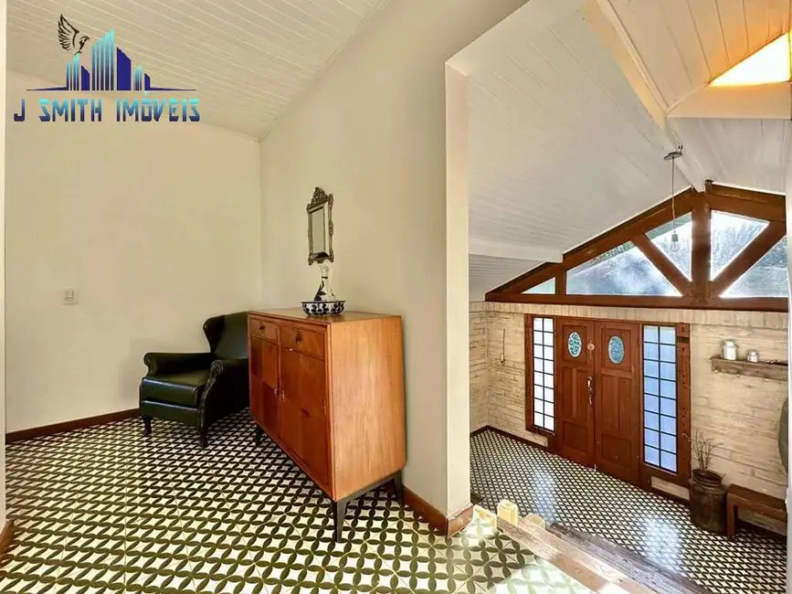 Foto 4 de Casa com 3 quartos à venda, 355m2 em Chácara dos Lagos, Carapicuiba - SP