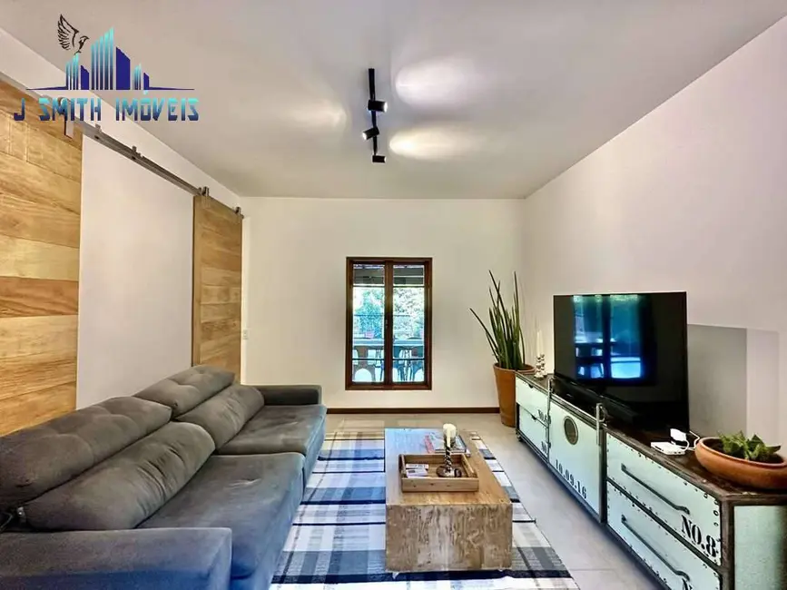 Foto 9 de Casa com 3 quartos à venda, 355m2 em Chácara dos Lagos, Carapicuiba - SP